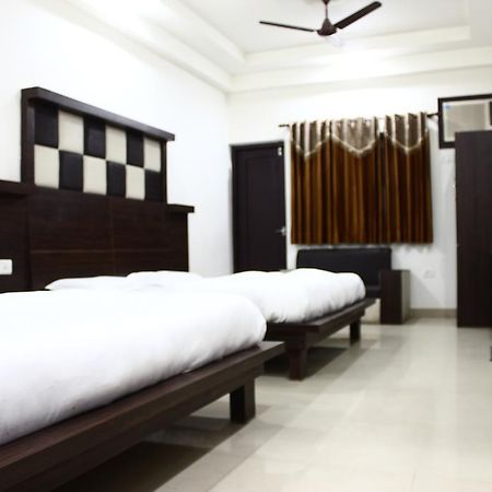 Hotel Maharaja Katra (Jammu and Kashmir) Room photo