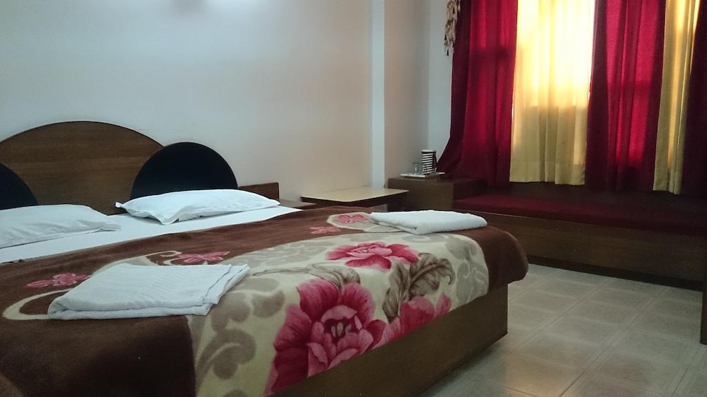 Hotel Maharaja Katra (Jammu and Kashmir) Room photo