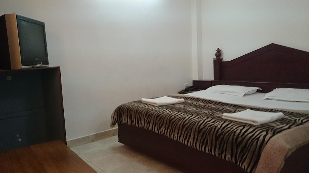 Hotel Maharaja Katra (Jammu and Kashmir) Room photo
